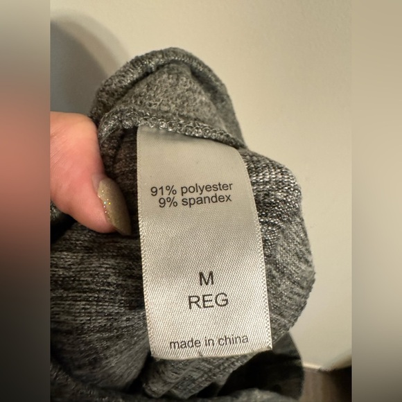 2/$15 Maurice’s Camo Set Short & Cowl Neck - Picture 9 of 10